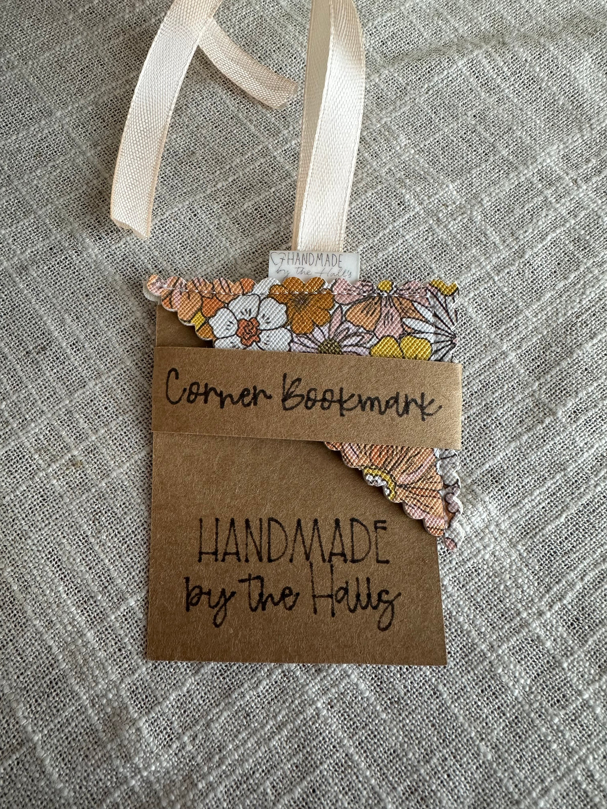 Handcrafted Floral Faux Leather Corner Bookmark – Stitched Page Marker